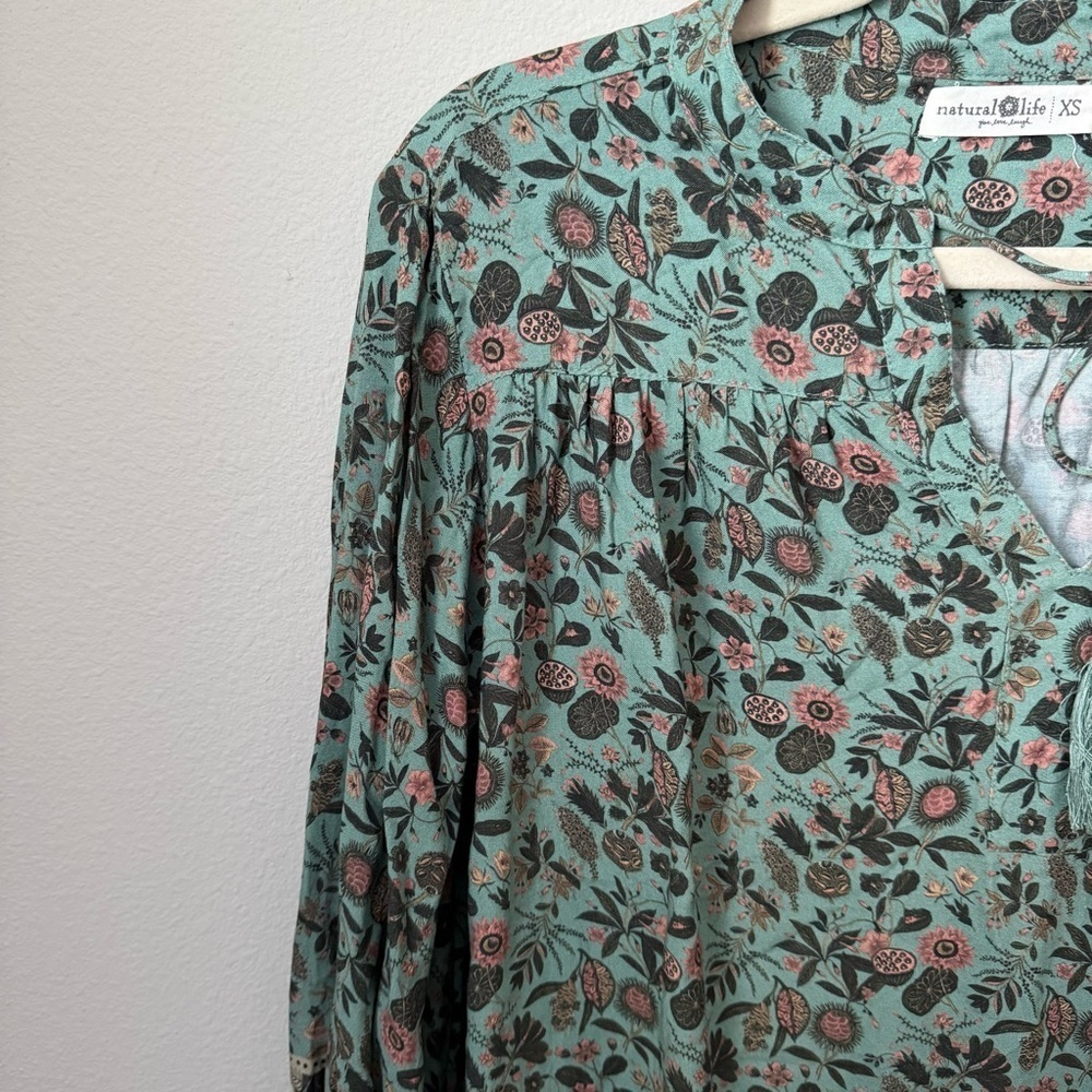 Natural Life Dara V-Neck Tunic Dress Sage & Black Floral Border pattern XS - Picture 7 of 10